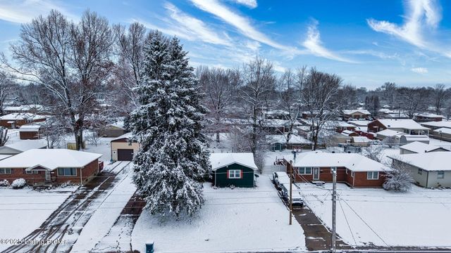 5314 Adkins Rd, Louisville, KY 40219