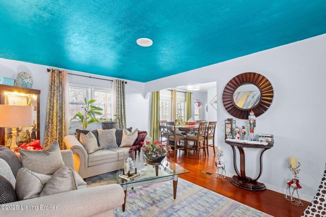 5314 Adkins Rd, Louisville, KY 40219