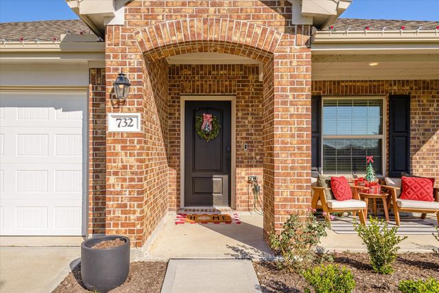 732 Scenic Lake Drive, La Marque, TX 77568