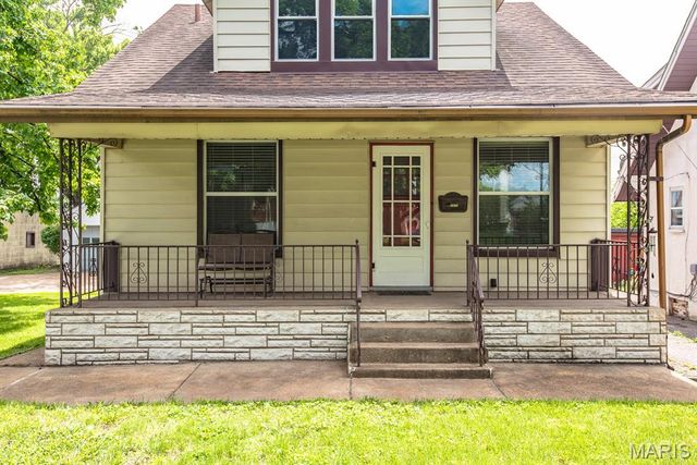 3930 Meramec Street, St Louis, MO 63116