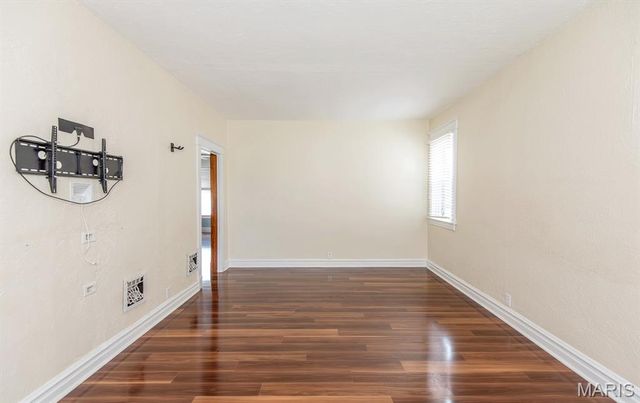 3930 Meramec Street, St Louis, MO 63116