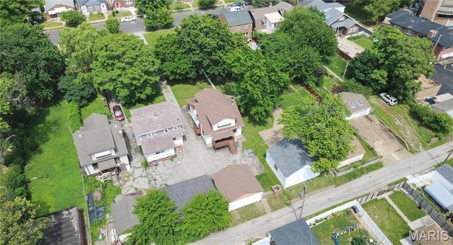 3930 Meramec Street, St Louis, MO 63116