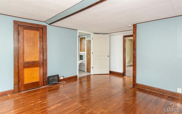 3930 Meramec Street, St Louis, MO 63116