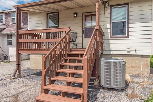 3930 Meramec Street, St Louis, MO 63116