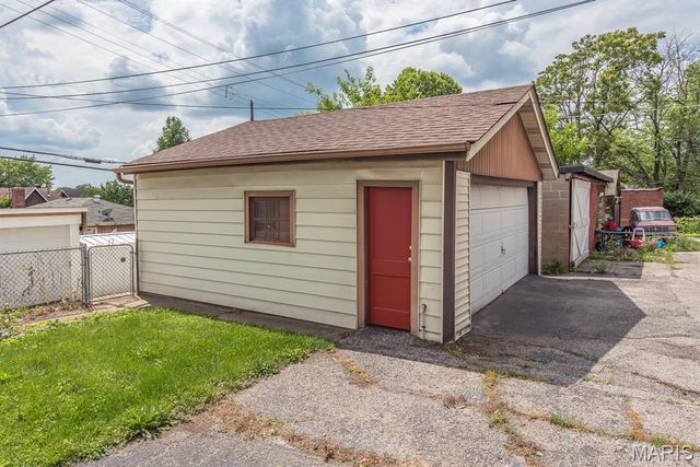 3930 Meramec Street, St Louis, MO 63116