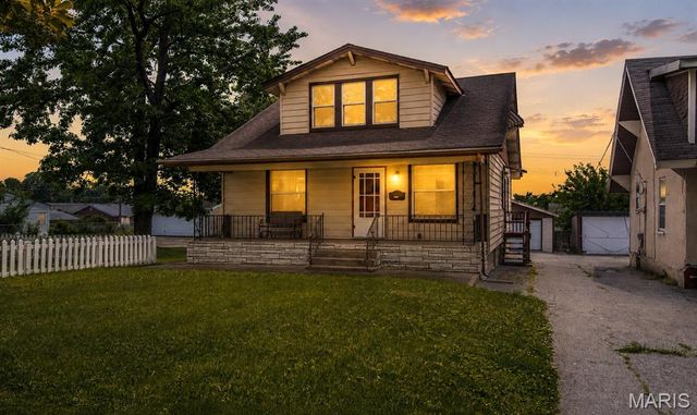 3930 Meramec Street, St Louis, MO 63116