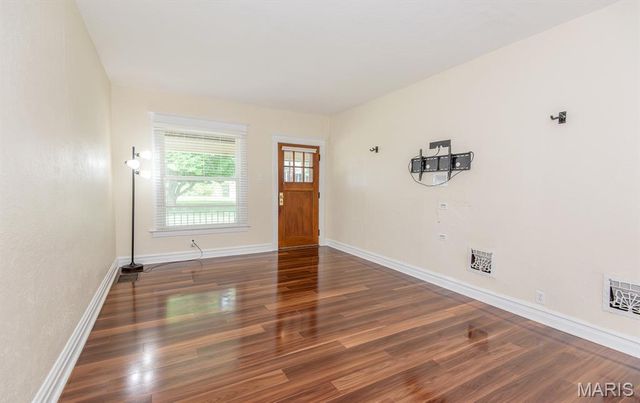 3930 Meramec Street, St Louis, MO 63116