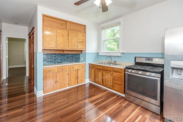 3930 Meramec Street, St Louis, MO 63116