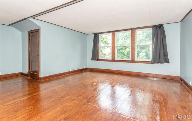 3930 Meramec Street, St Louis, MO 63116