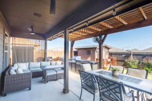 739 Meadow Creek Lane, Josephine, TX 75189