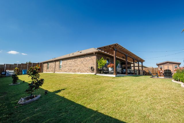 739 Meadow Creek Lane, Josephine, TX 75189