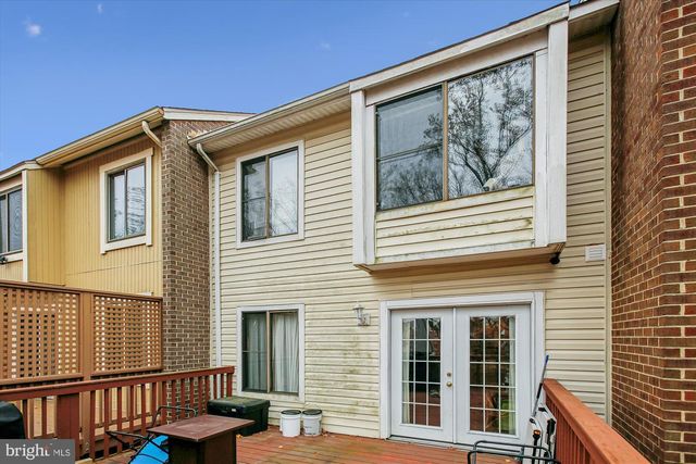 2912 CAMBRIDGE DR, Woodbridge, VA 22192