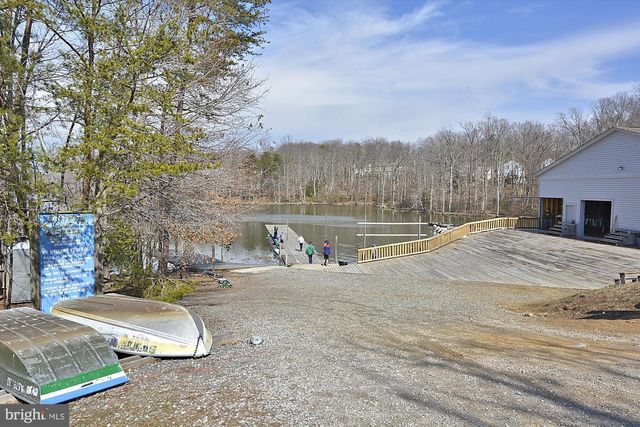 2912 CAMBRIDGE DR, Woodbridge, VA 22192