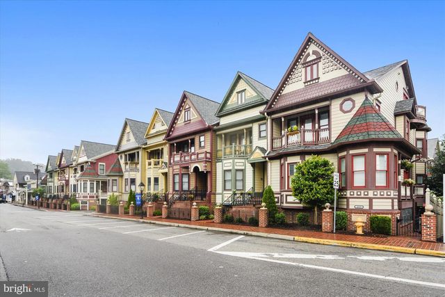 2912 CAMBRIDGE DR, Woodbridge, VA 22192