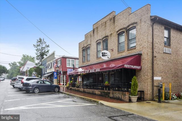 2912 CAMBRIDGE DR, Woodbridge, VA 22192