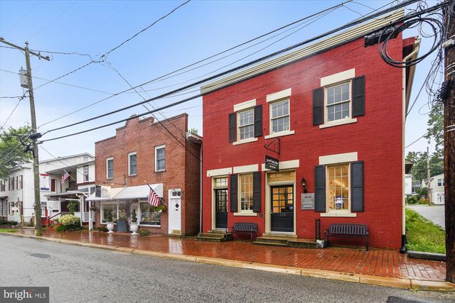 2912 CAMBRIDGE DR, Woodbridge, VA 22192