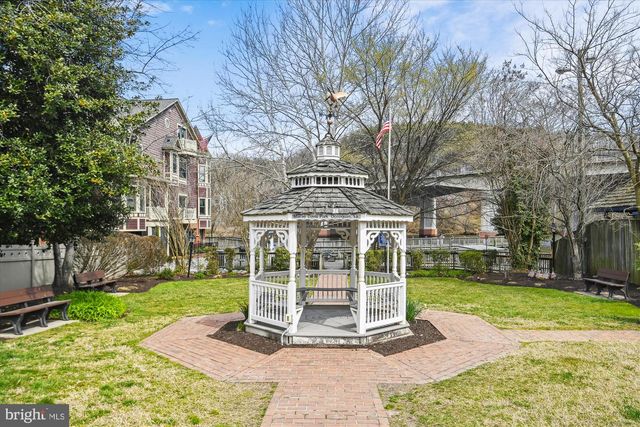 2912 CAMBRIDGE DR, Woodbridge, VA 22192