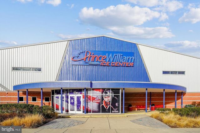 2912 CAMBRIDGE DR, Woodbridge, VA 22192