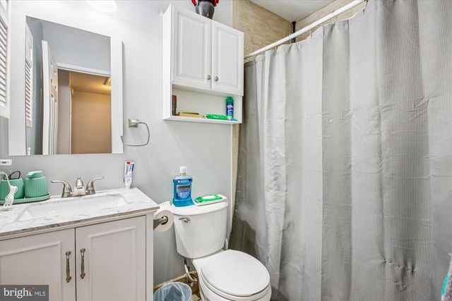 2912 CAMBRIDGE DR, Woodbridge, VA 22192