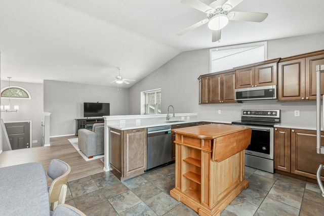 1615 S Brandon St, Wichita, KS 67207