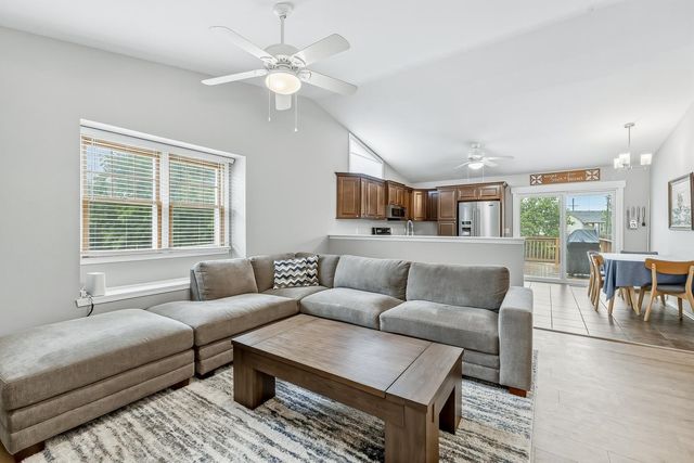 1615 S Brandon St, Wichita, KS 67207