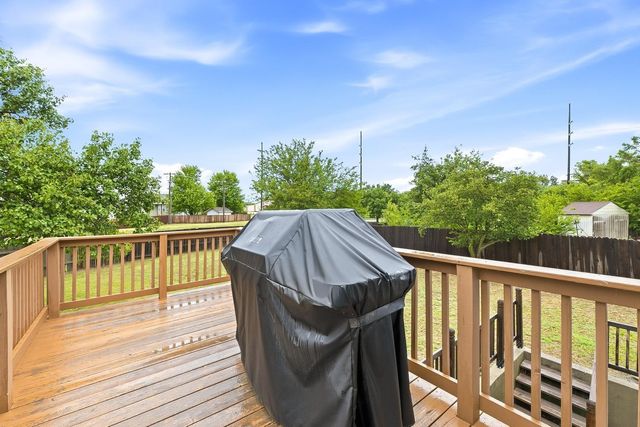 1615 S Brandon St, Wichita, KS 67207