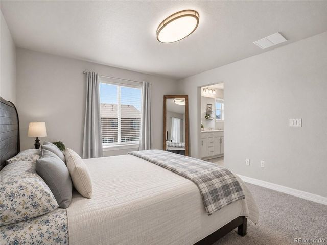 7237 S Scottsburg Way, Aurora, CO 80016