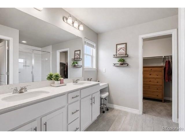 7237 S Scottsburg Way, Aurora, CO 80016