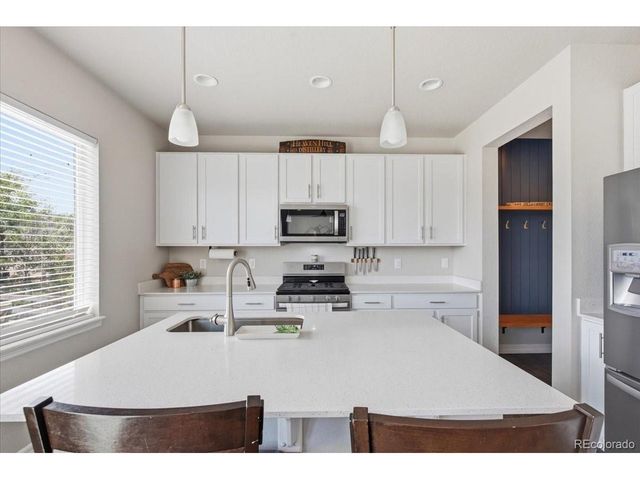 7237 S Scottsburg Way, Aurora, CO 80016