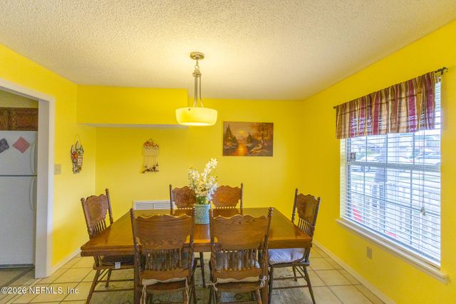 6110 W 4TH Manor, Palatka, FL 32177