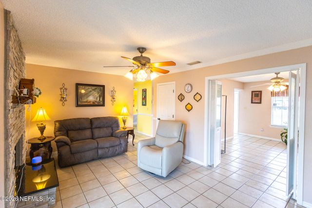 6110 W 4TH Manor, Palatka, FL 32177