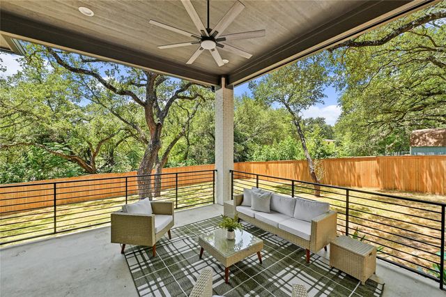 18405 Georgetown DR, Jonestown, TX 78645