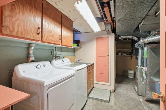 1047 JAMESON STEET, Saint Paul, MN 55103