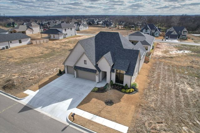 2338 E 134th Circle S, Bixby, OK 74008