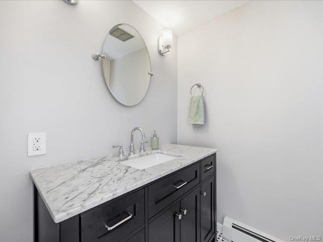 3894 Nancy Lane, Seaford, NY 11783