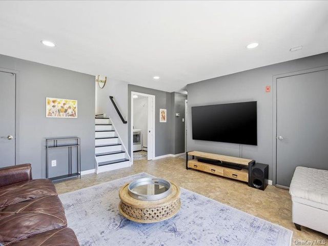 3894 Nancy Lane, Seaford, NY 11783
