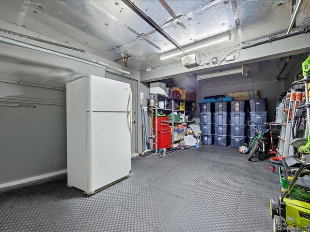 3894 Nancy Lane, Seaford, NY 11783