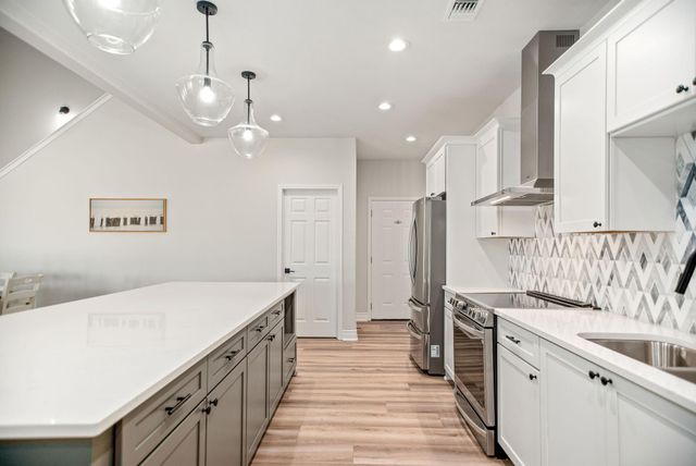 164 Connelley Lane, Port O Connor, TX 77982