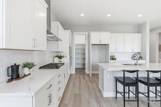 2301 N Mountain Vista Ave, Star, ID 83669