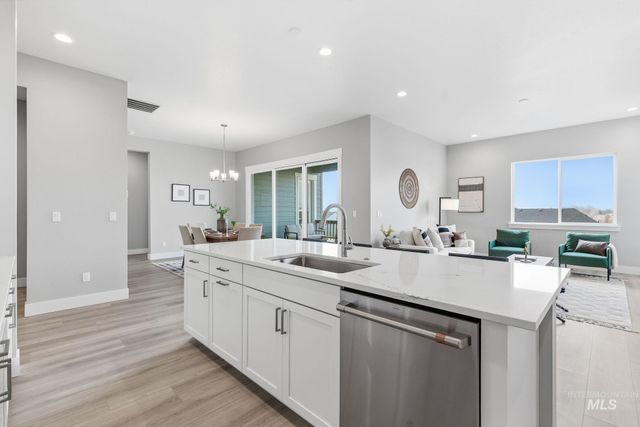 2301 N Mountain Vista Ave, Star, ID 83669