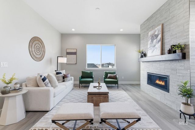 2301 N Mountain Vista Ave, Star, ID 83669