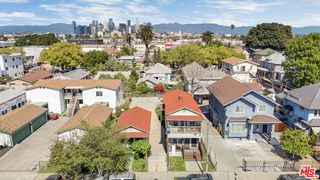 139 E 36th Place, Los Angeles, CA 90011