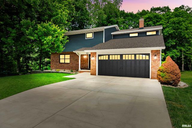 325 LOTUS Drive, Morton, IL 61550