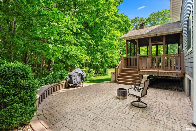 325 LOTUS Drive, Morton, IL 61550