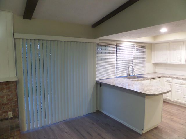 14611 Leacrest Drive, Houston, TX 77049