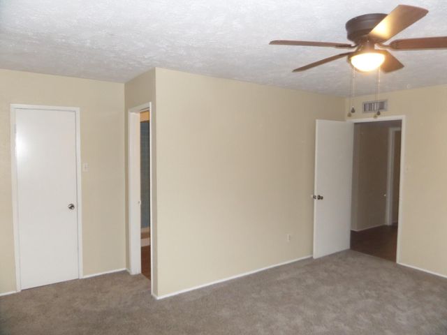 14611 Leacrest Drive, Houston, TX 77049