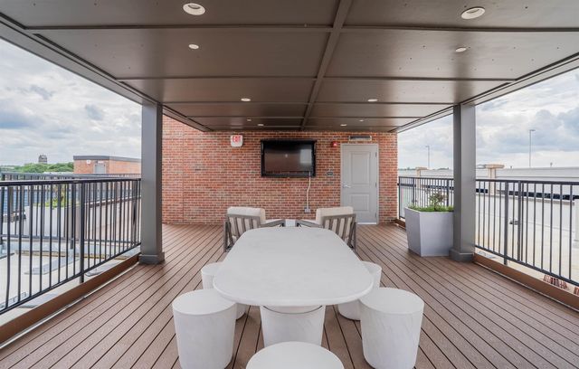 99 Foundry Place 304, Portsmouth, NH 03801