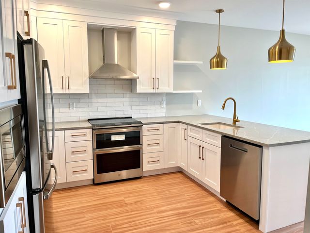 99 Foundry Place 304, Portsmouth, NH 03801