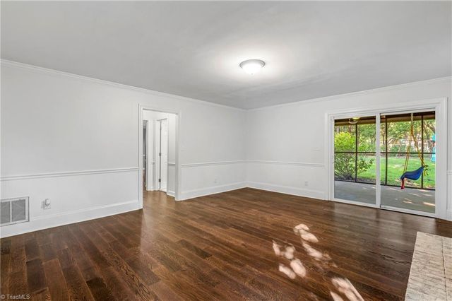 4103 Oak Hollow Drive, High Point, NC 27265
