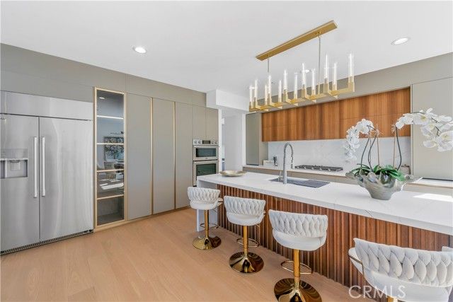 853 Oak, Costa Mesa, CA 92627